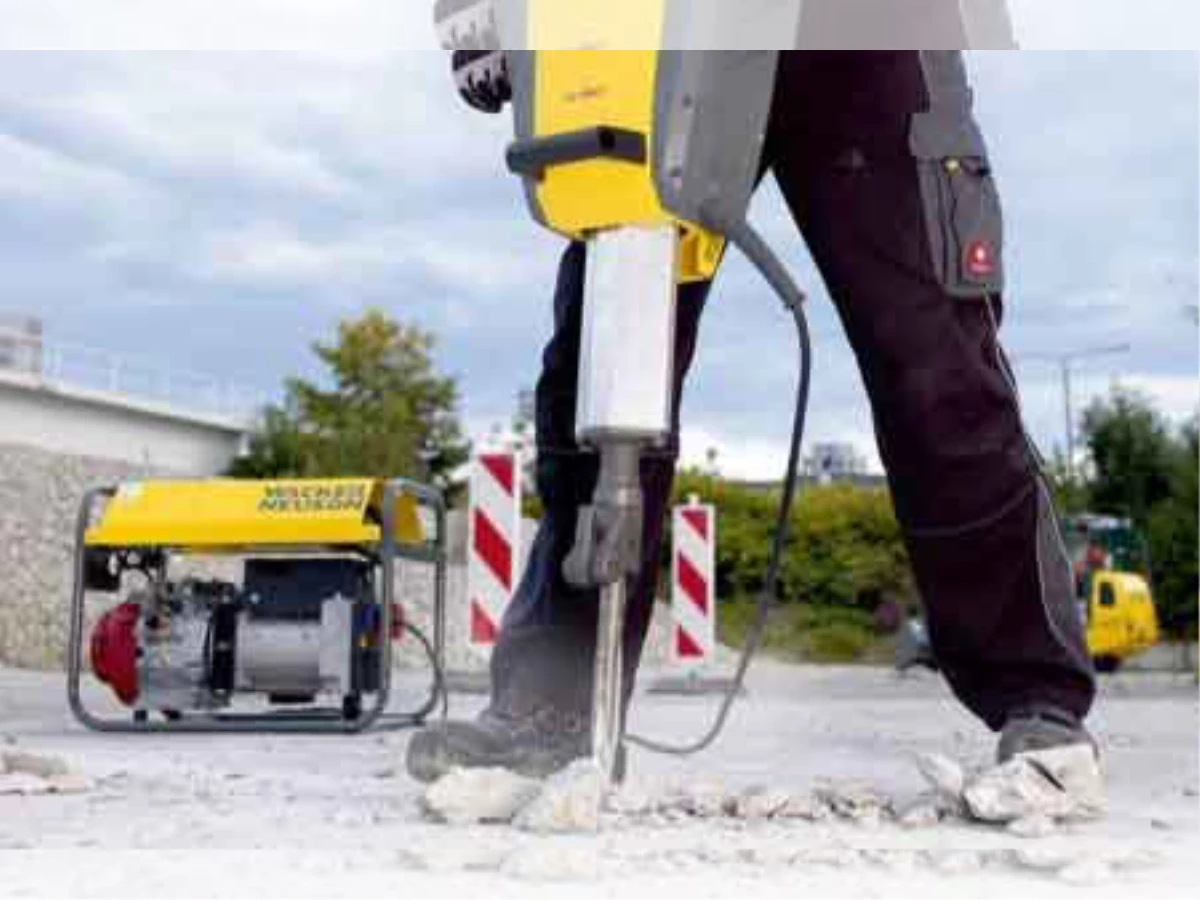 راه اندازی چکش تخریب با موتور برق بنزینی